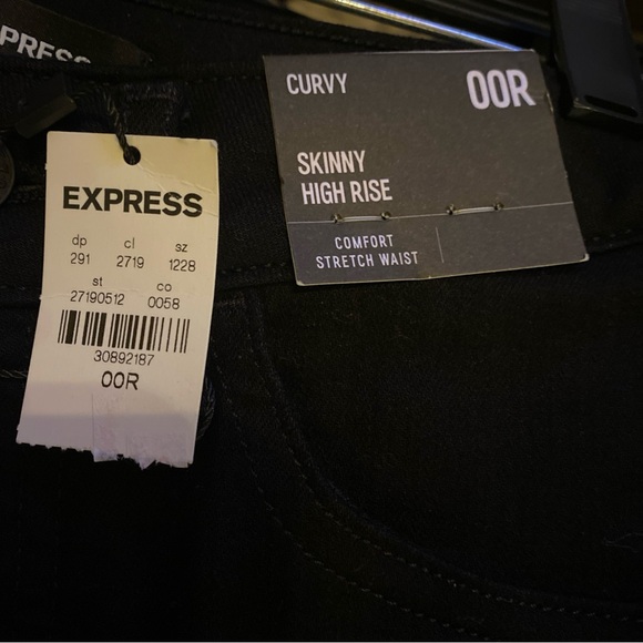 Express Black Curvy Skinny High Rise Comfort Stretch Waist Jeans NWT - Picture 5 of 5